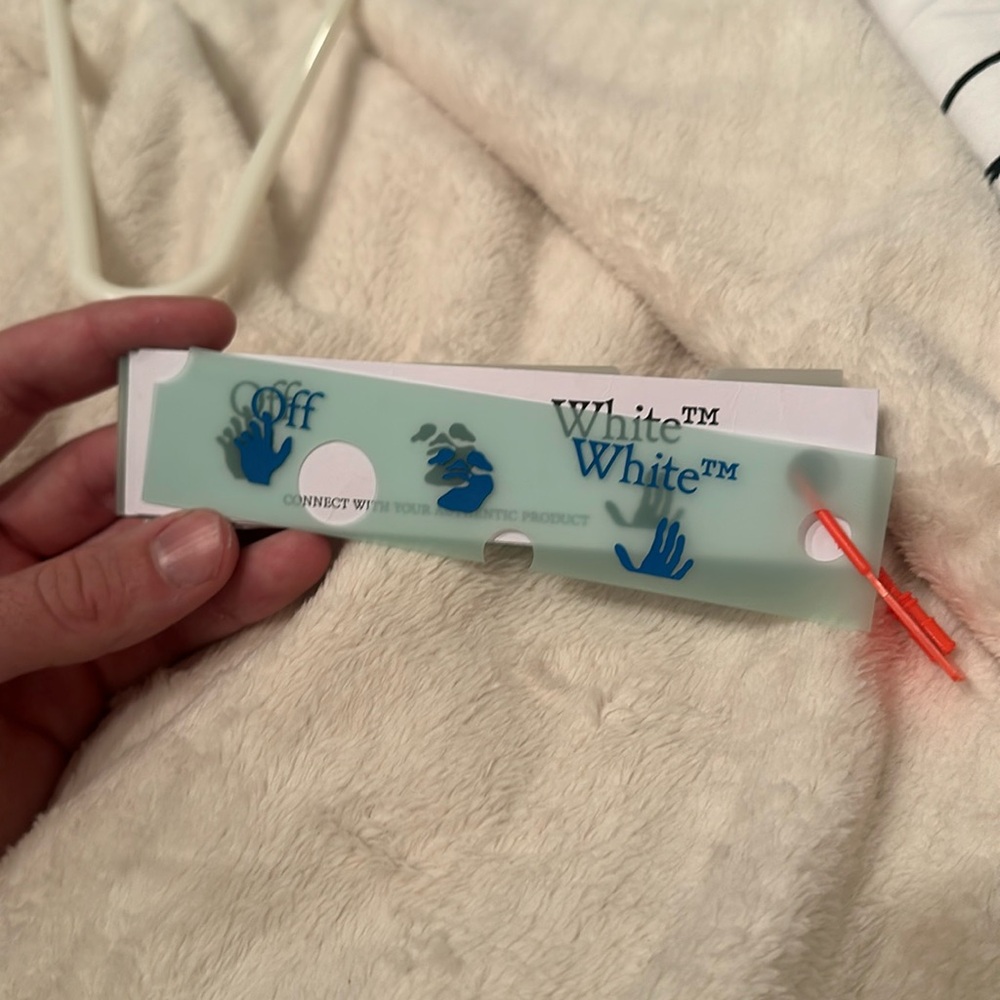 Off White, Men’s Large, White shirt. Bought in NYC’s Off White official store.